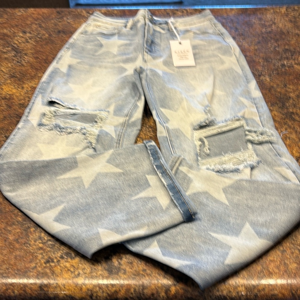 Risen Jeans